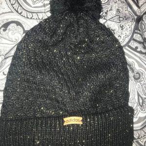 Adidas beanie